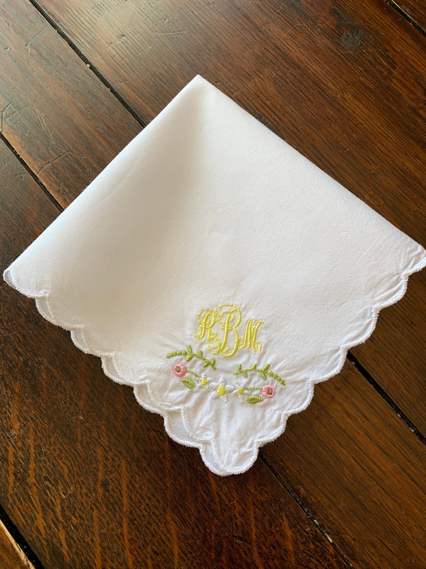 Monogrammed Daisy Handkerchief, Personalized Handkerchief, Scalloped Edge