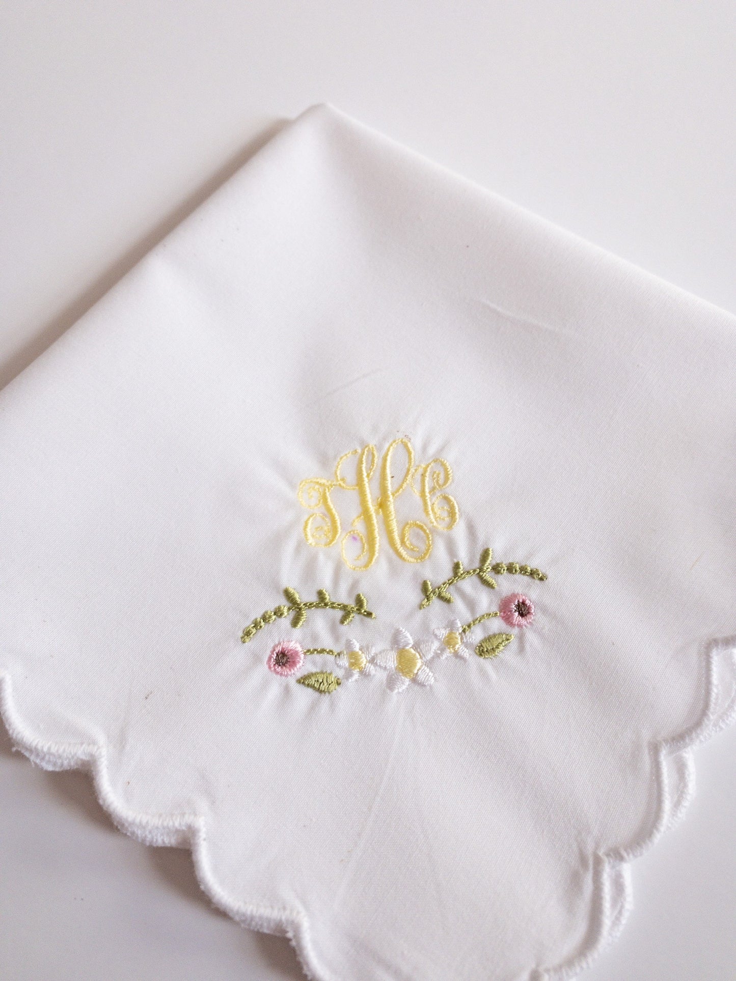 Monogrammed Daisy Handkerchief, Personalized Handkerchief, Scalloped Edge